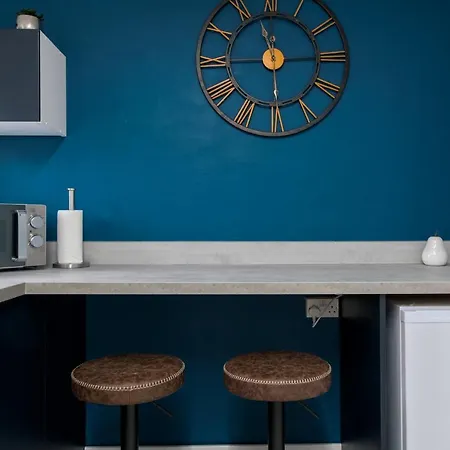Rookwood House - Spacious Home With Free Parking - Short Stay Leeds Leeds  Exterior photo
