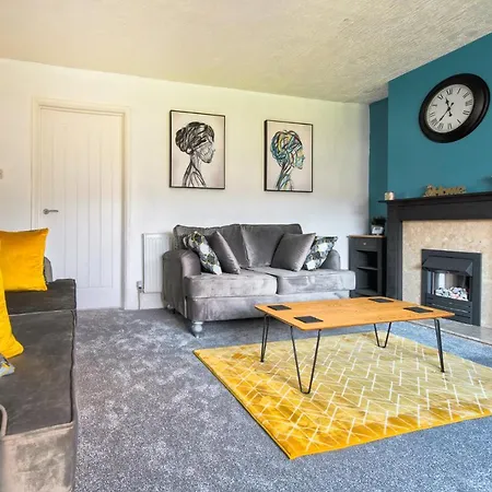 Rookwood House - Spacious Home With Free Parking - Short Stay Leeds Leeds  Exterior photo