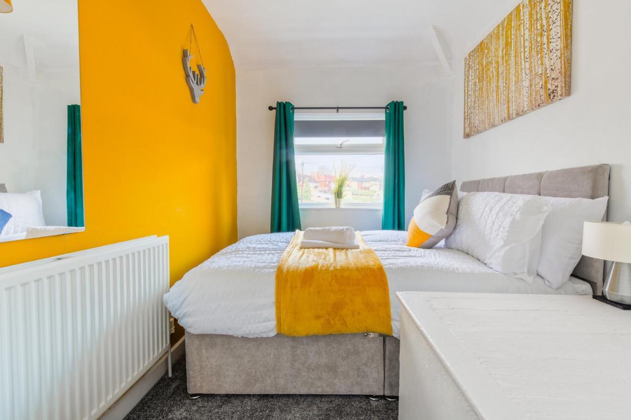 Rookwood House - Spacious With Free Parking - Short Leeds Hébergement de vacances *