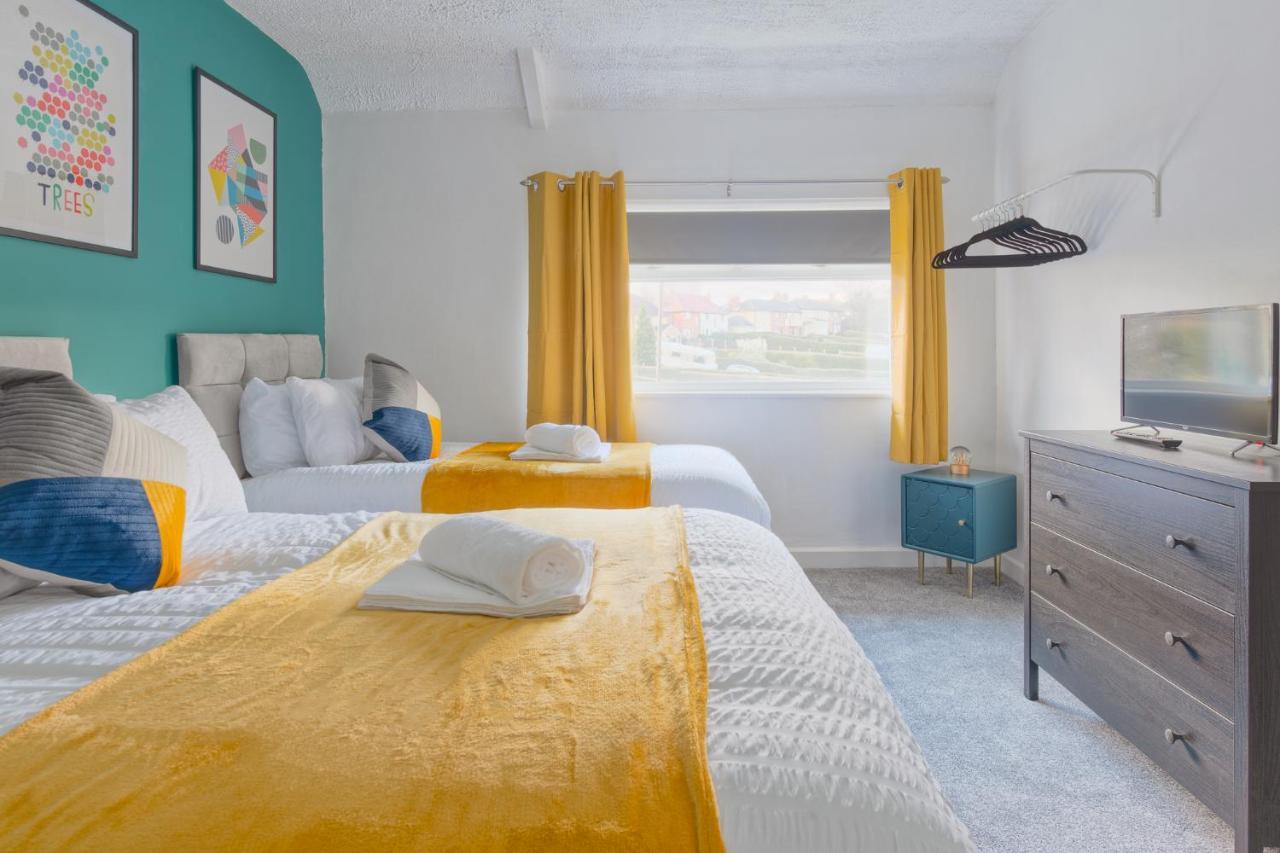Rookwood House - Spacious With Free Parking - Short Leeds Hébergement de vacances *